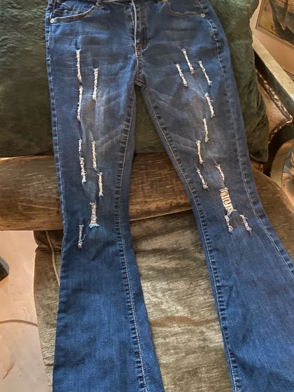 Celebrity Ace” Distressed Dark Blue Women's boot cut Jeans new wots  med